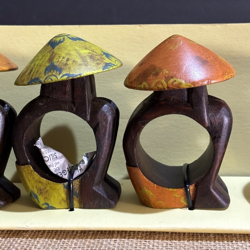 Pier 1 Imports Napkin Ring Holders Carved Wood Asian Hat Set Of‎ 4 New In Box - Picture 4 of 11